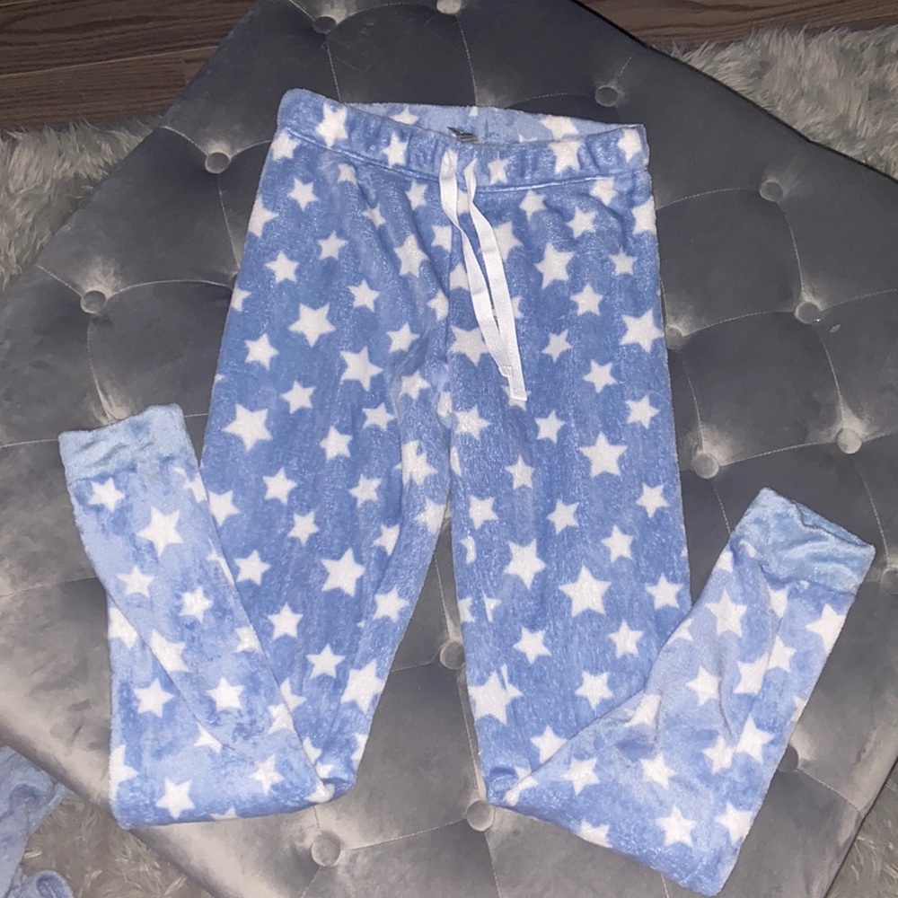 Pjs - Picture 2 of 3